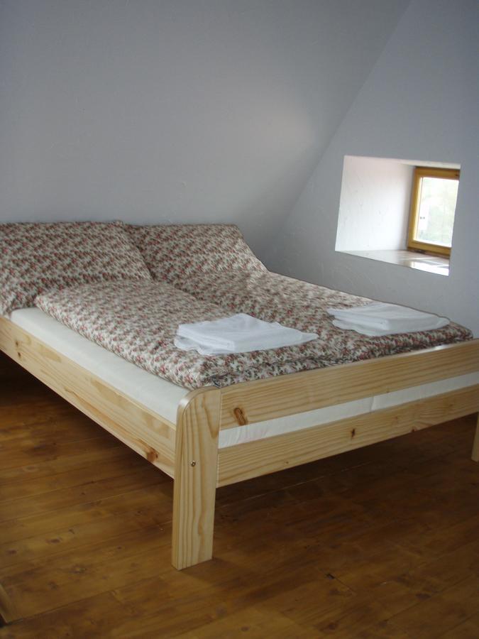 Krcma Hotel U Cisarske Cesty Branisovice  Room photo